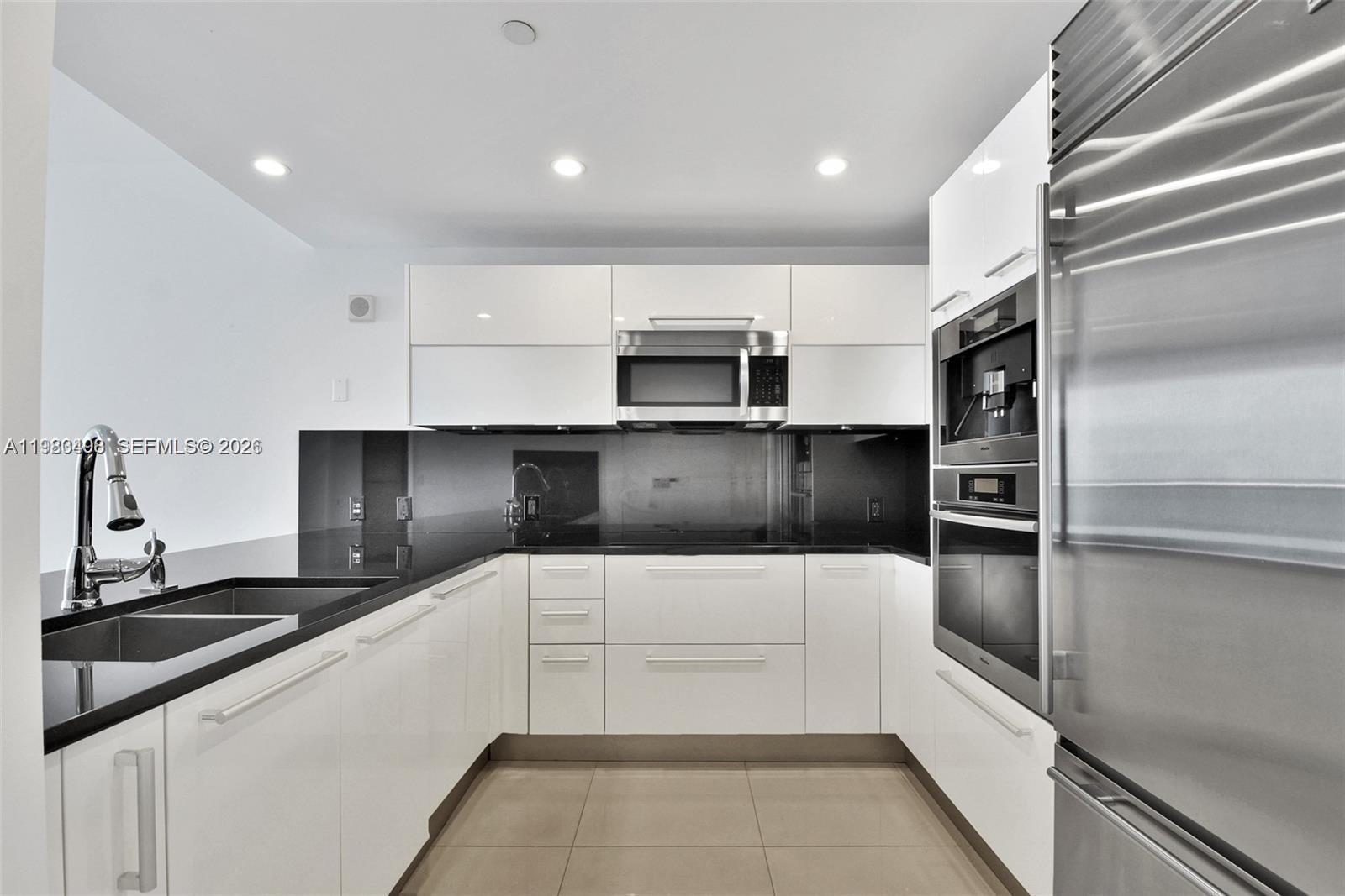 17121 Collins Ave #1803 Sunny Isles Beach, FL 33160