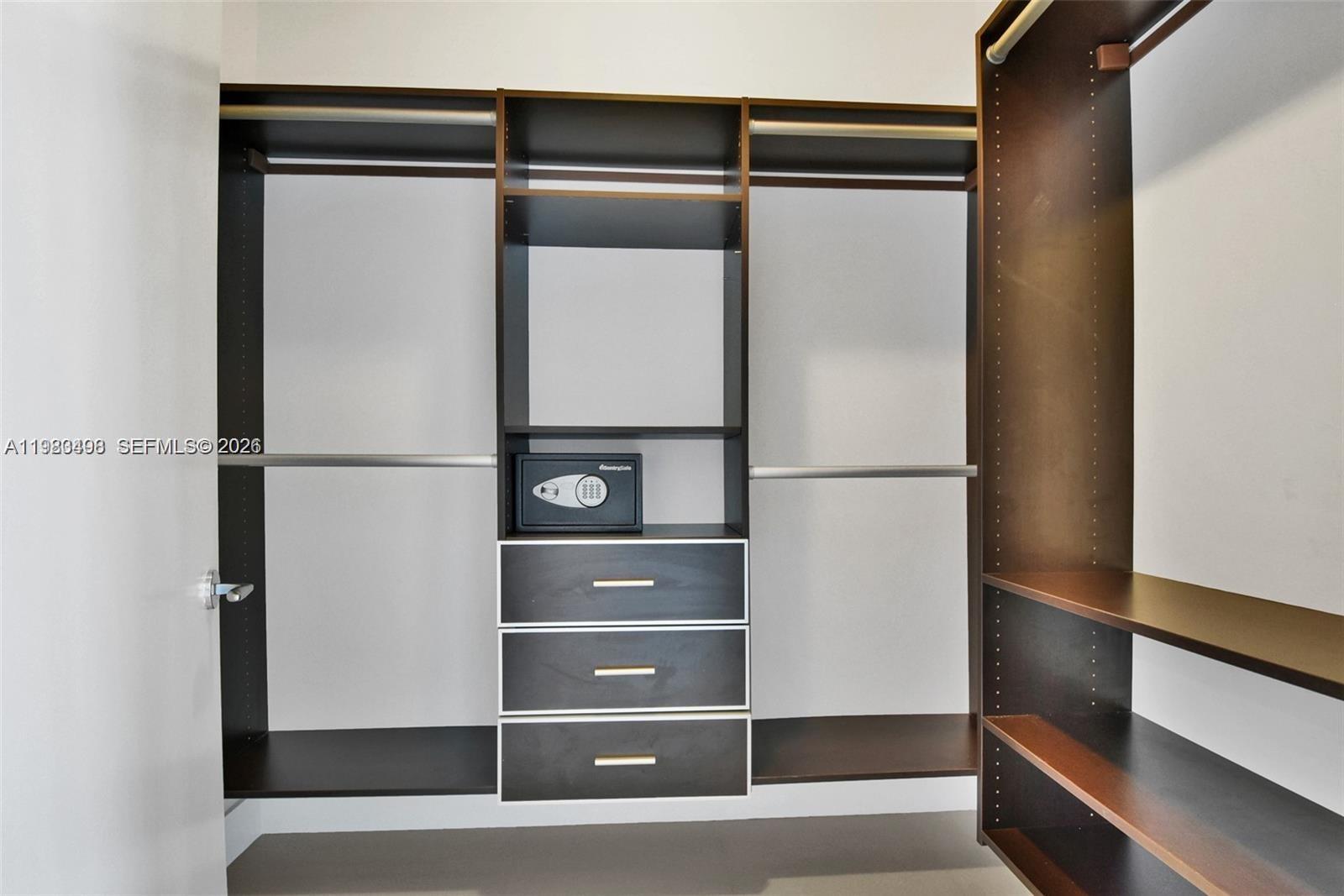 17121 Collins Ave #1803 Sunny Isles Beach, FL 33160