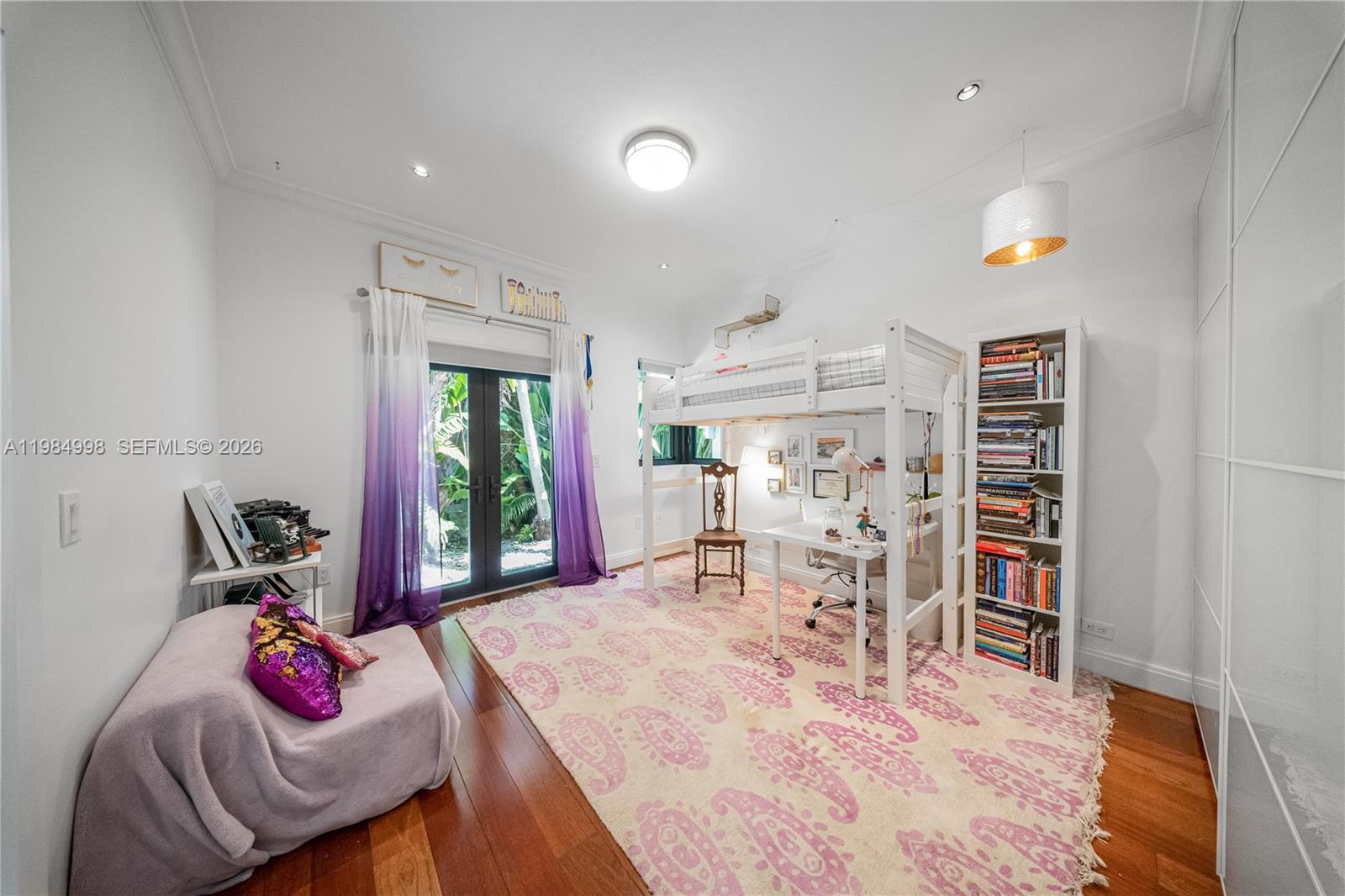 5981 SW 136th St Pinecrest, FL 33156