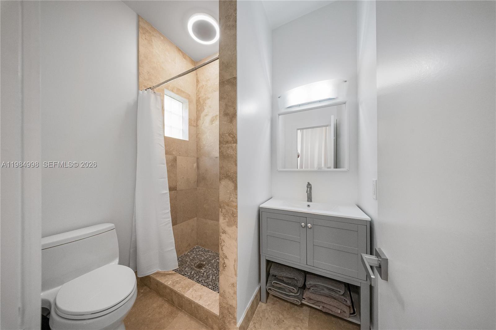 5981 SW 136th St Pinecrest, FL 33156