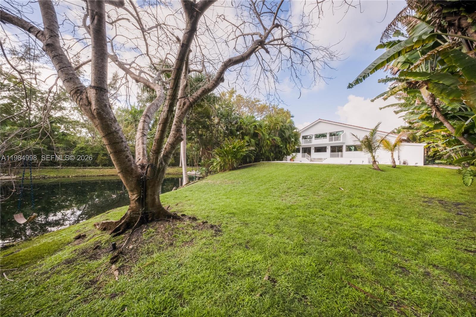 5981 SW 136th St Pinecrest, FL 33156