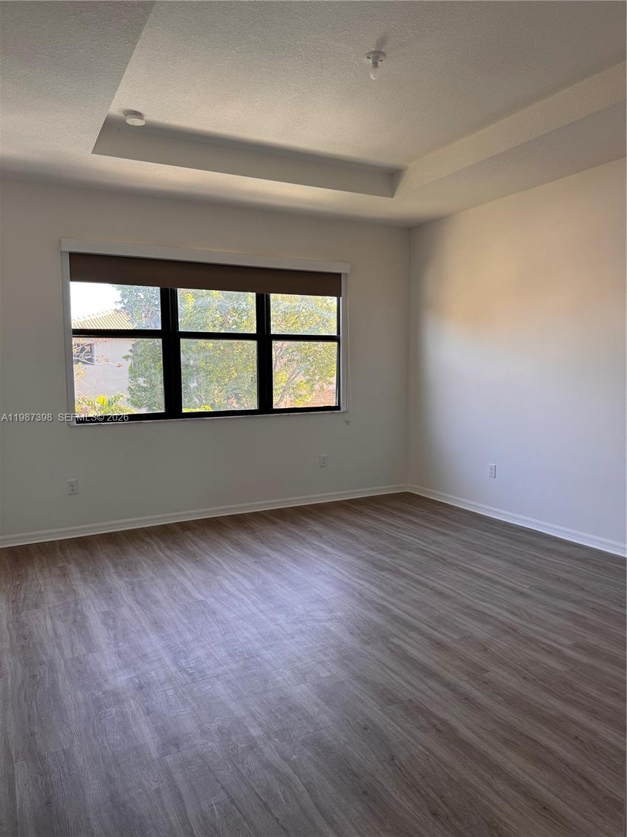 772 NE 191st Ter Miami, FL 33179