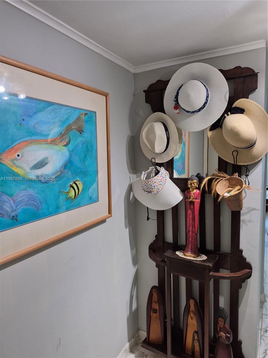 2655 Collins Ave #1910 Miami Beach, FL 33140