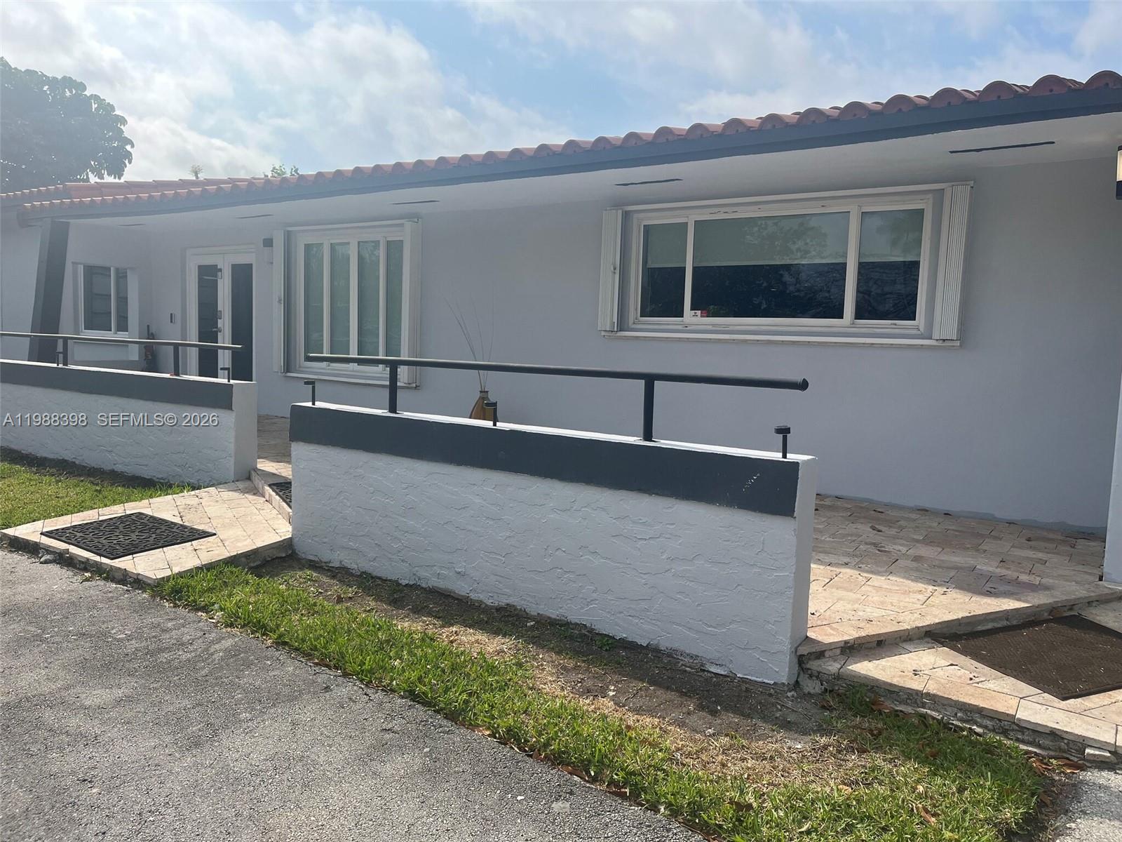 9260 SW 164th St Palmetto Bay, FL 33157