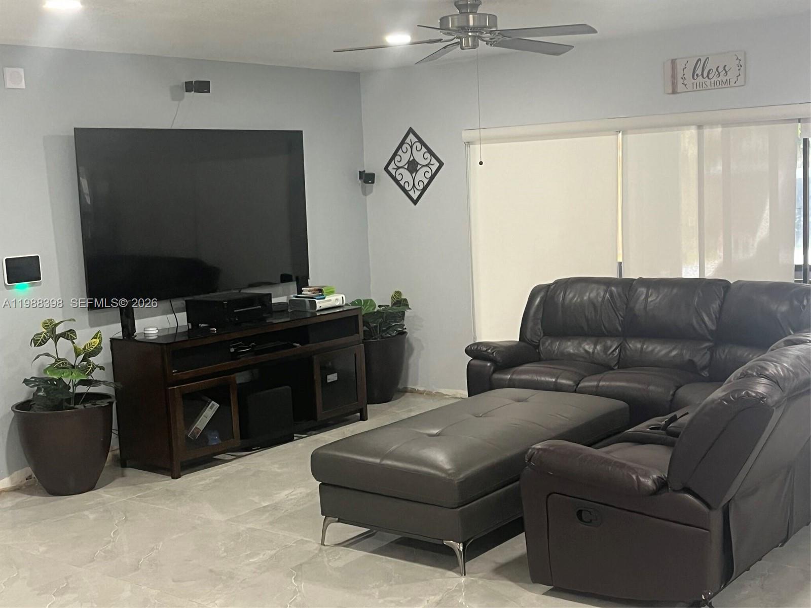 9260 SW 164th St Palmetto Bay, FL 33157