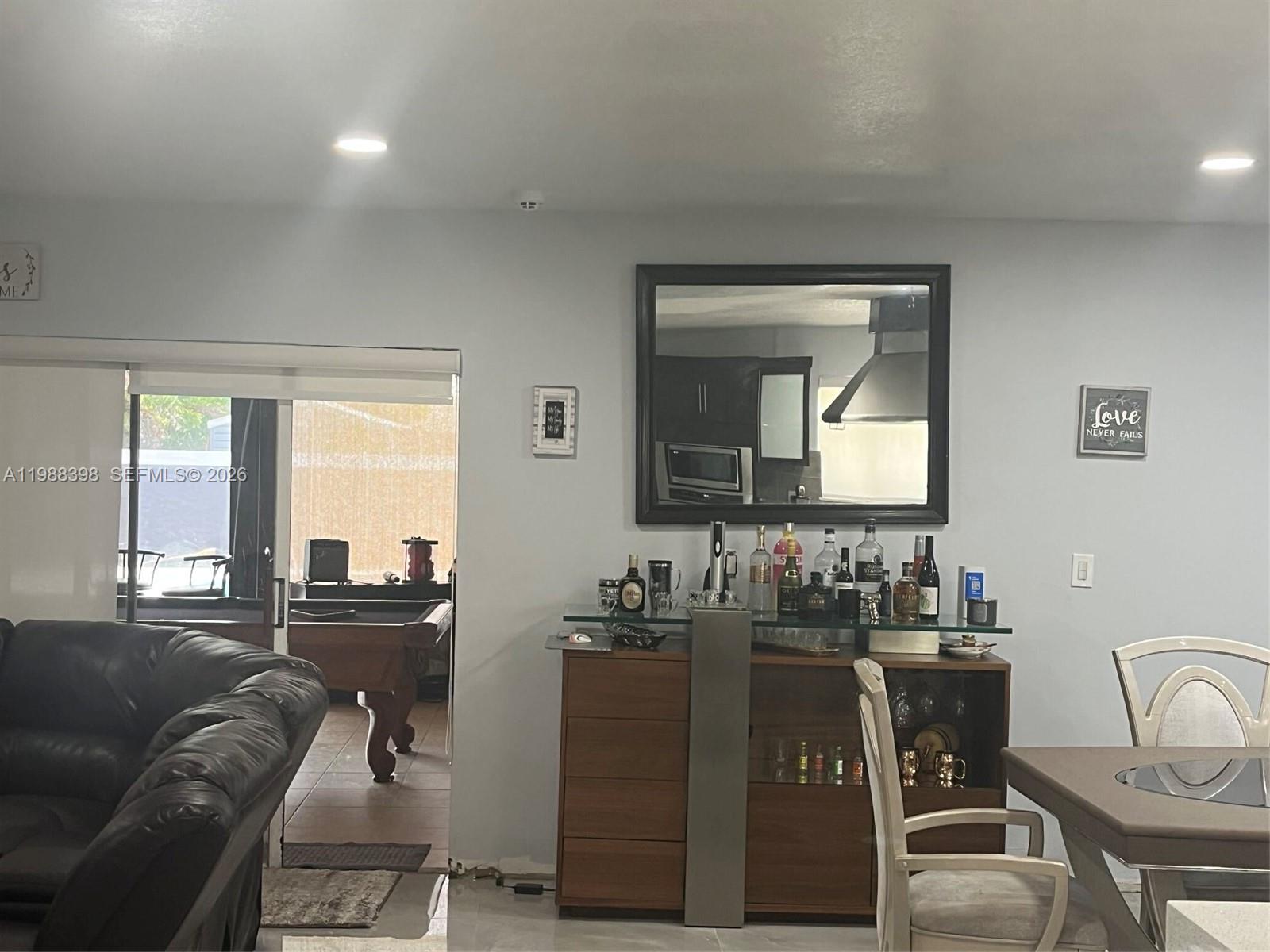 9260 SW 164th St Palmetto Bay, FL 33157