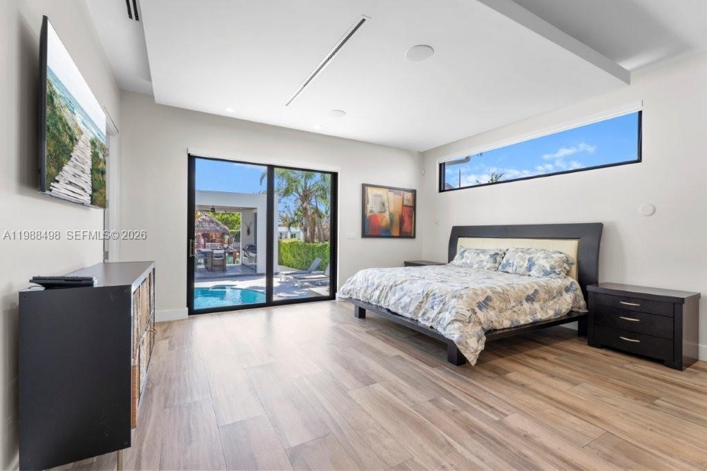 12885 N Bayshore Dr North Miami, FL 33181