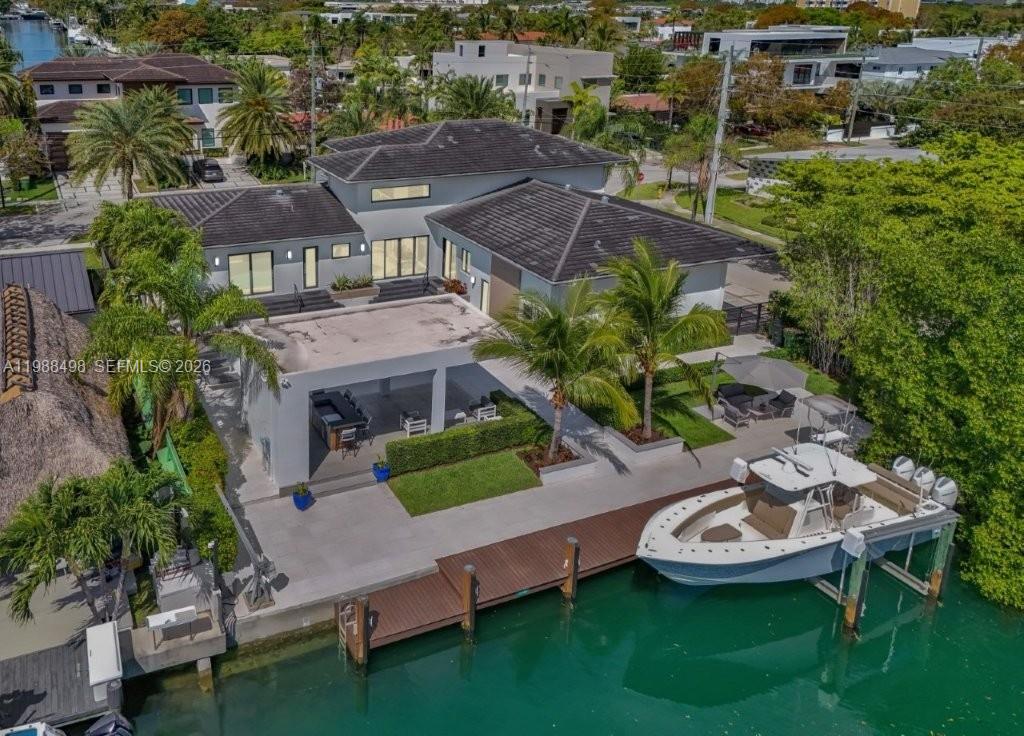 12885 N Bayshore Dr North Miami, FL 33181