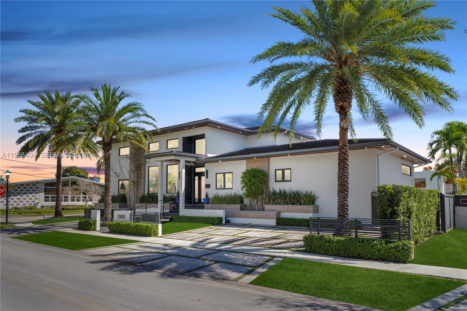 12885 N Bayshore Dr North Miami, FL 33181