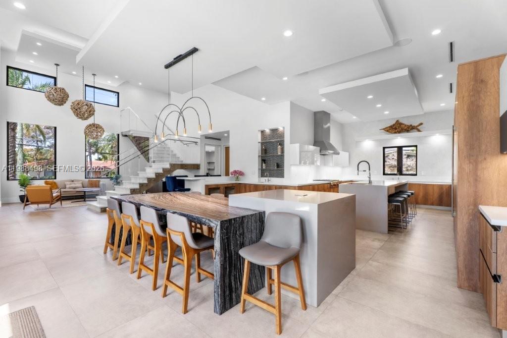 12885 N Bayshore Dr North Miami, FL 33181