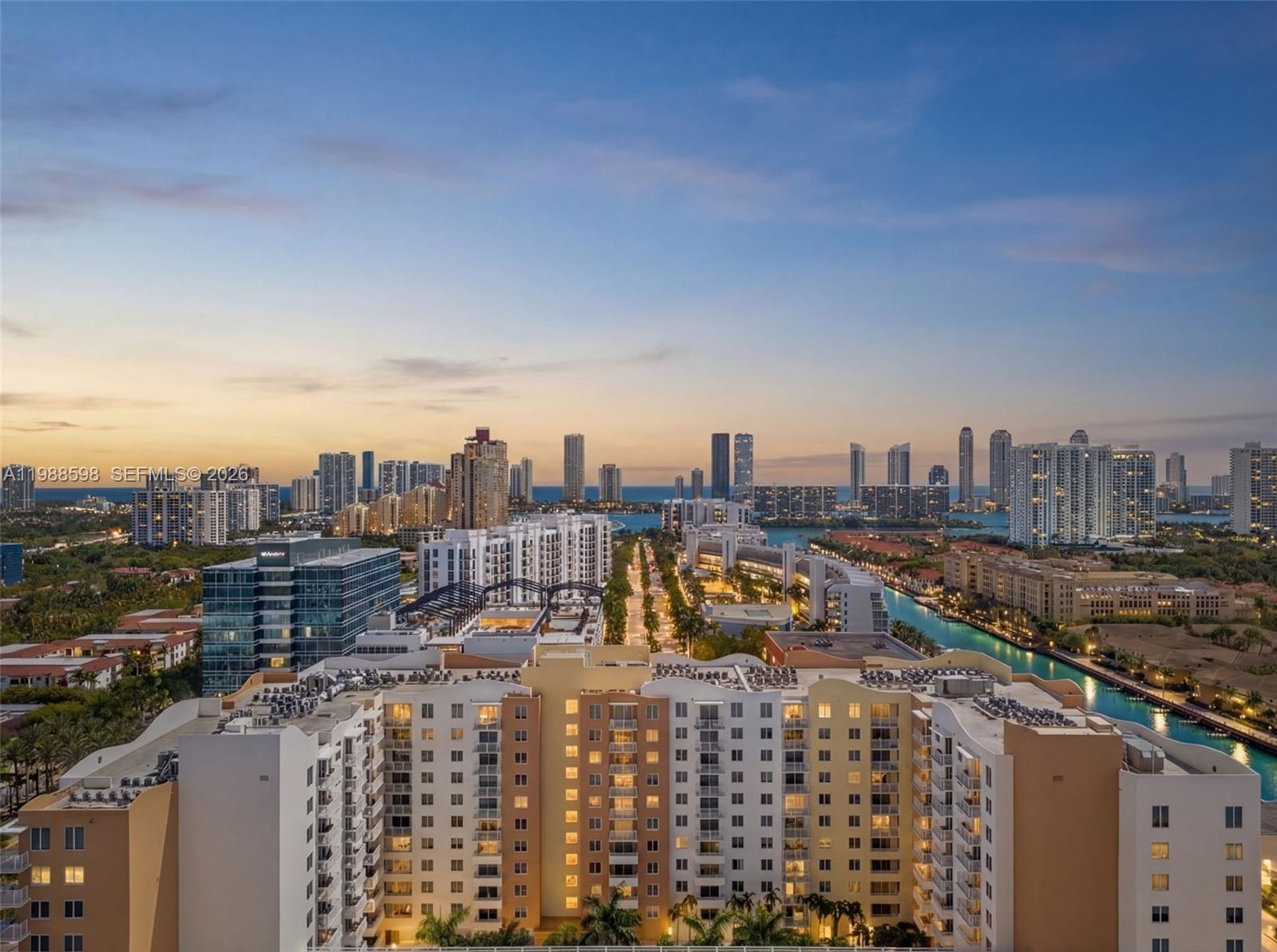 image The Venture at Aventura1