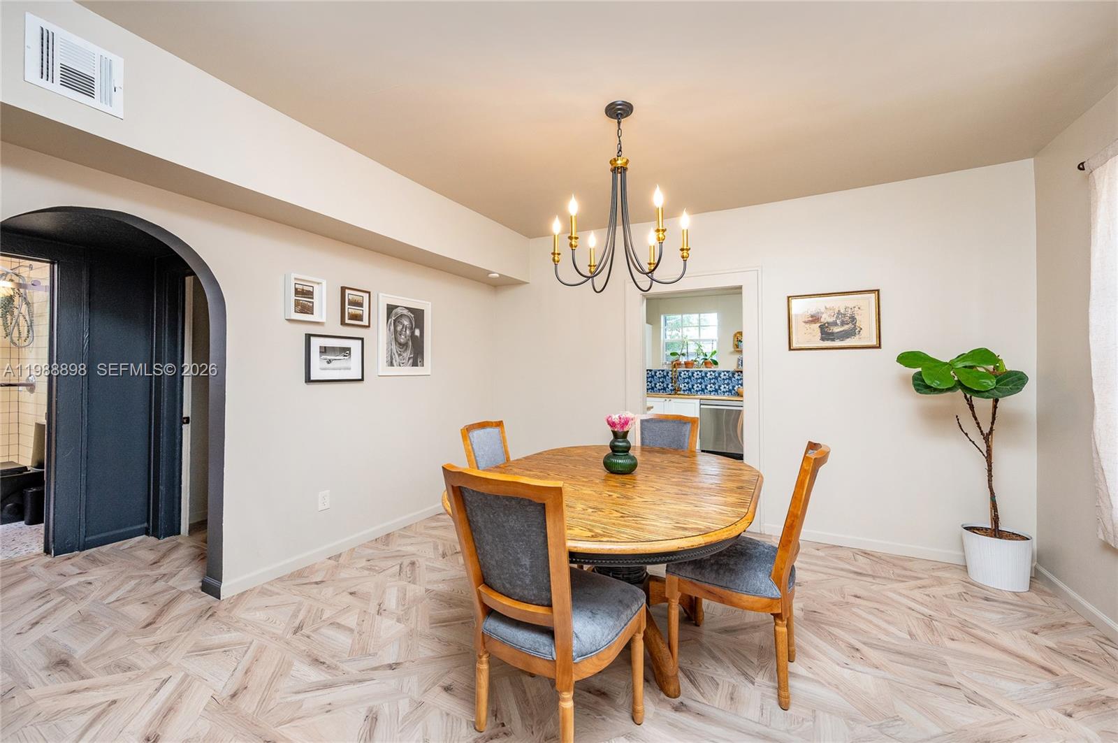 1844 NW 47th St Miami, FL 33142