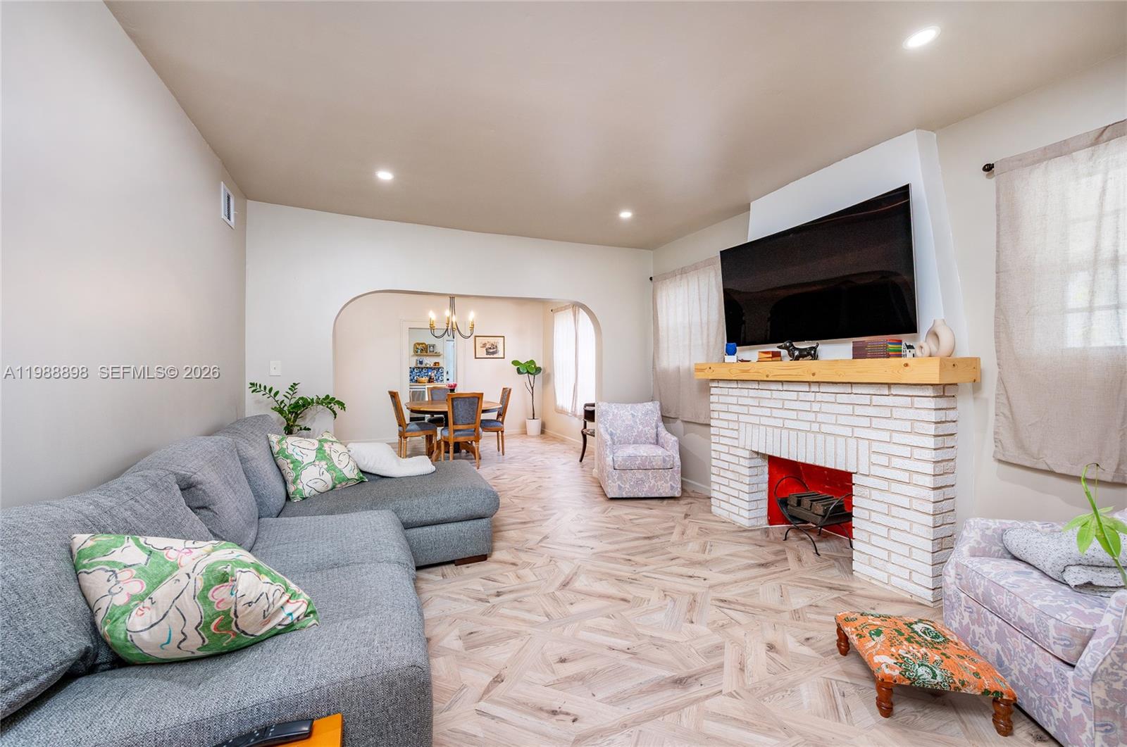 1844 NW 47th St Miami, FL 33142