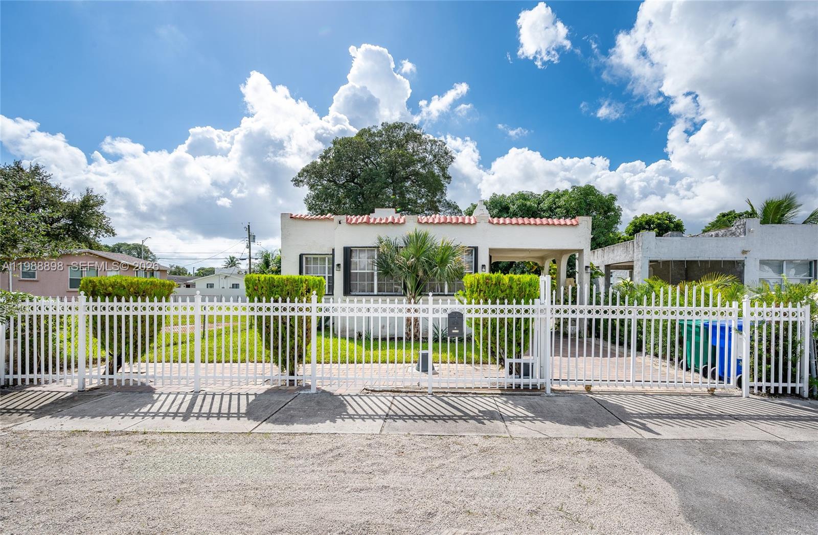 1844 NW 47th St Miami, FL 33142