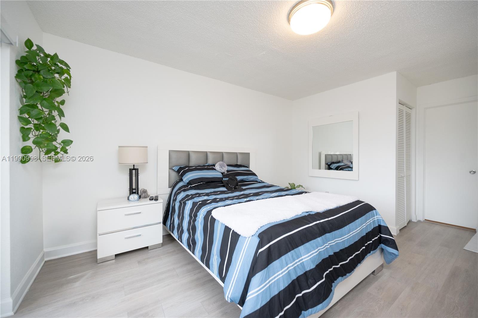 18890 NW 57th Ave #210 Hialeah, FL 33015