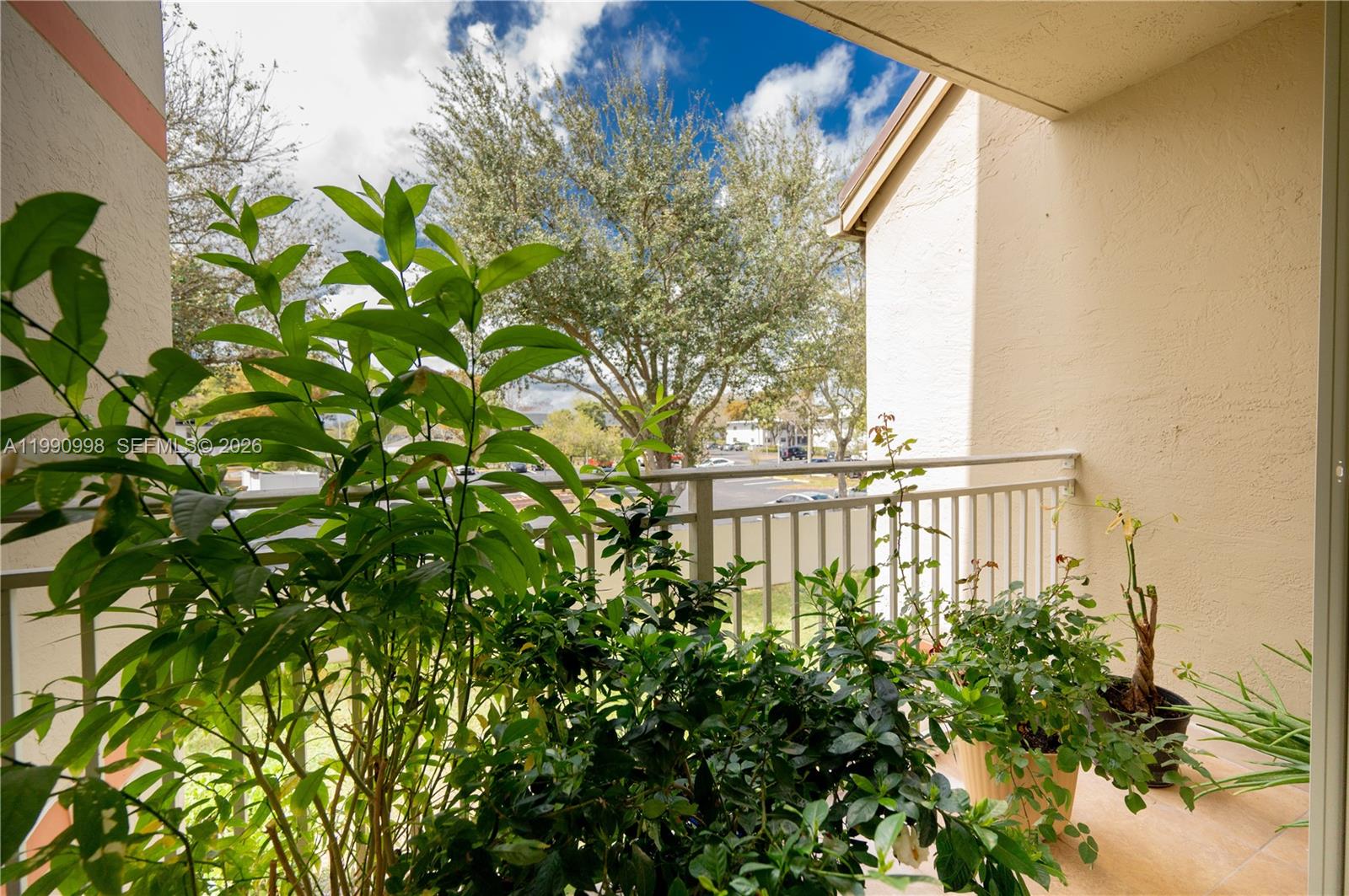 18890 NW 57th Ave #210 Hialeah, FL 33015