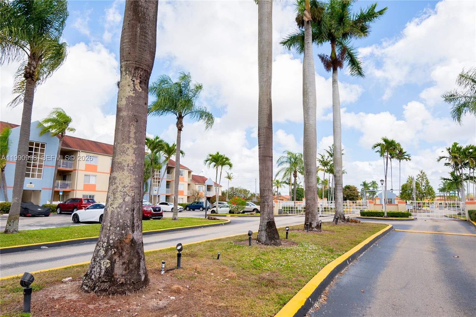 18890 NW 57th Ave #210 Hialeah, FL 33015