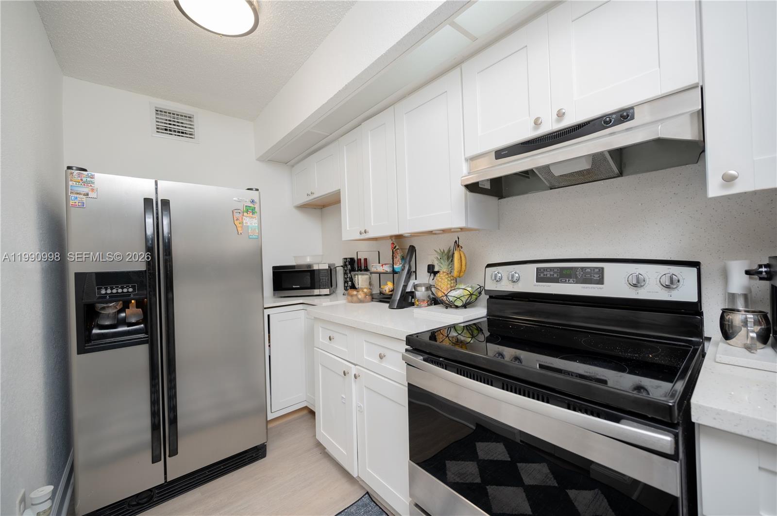 18890 NW 57th Ave #210 Hialeah, FL 33015