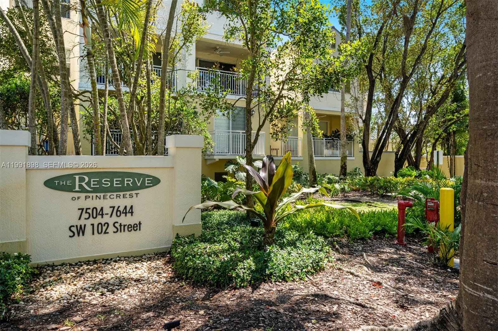 7588 SW 102nd St #203 Pinecrest, FL 33156