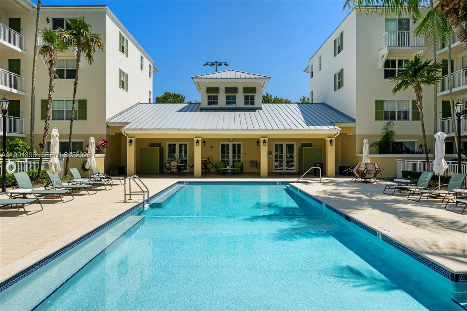7588 SW 102nd St #203 Pinecrest, FL 33156