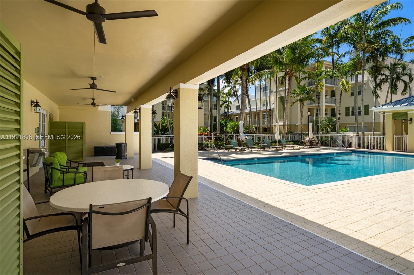 7588 SW 102nd St #203 Pinecrest, FL 33156
