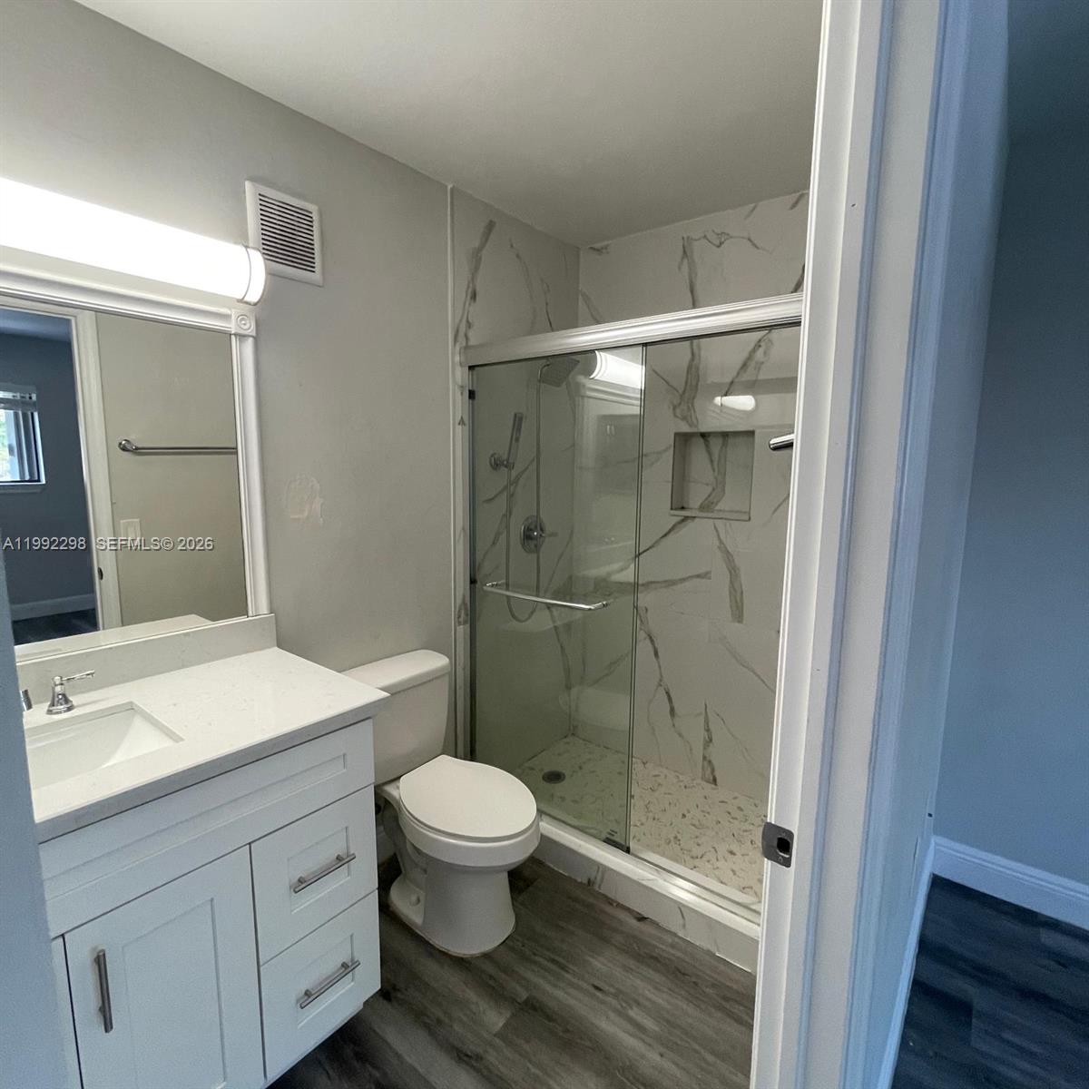 301 E Palm Cir E #301 Pembroke Pines, FL 33025