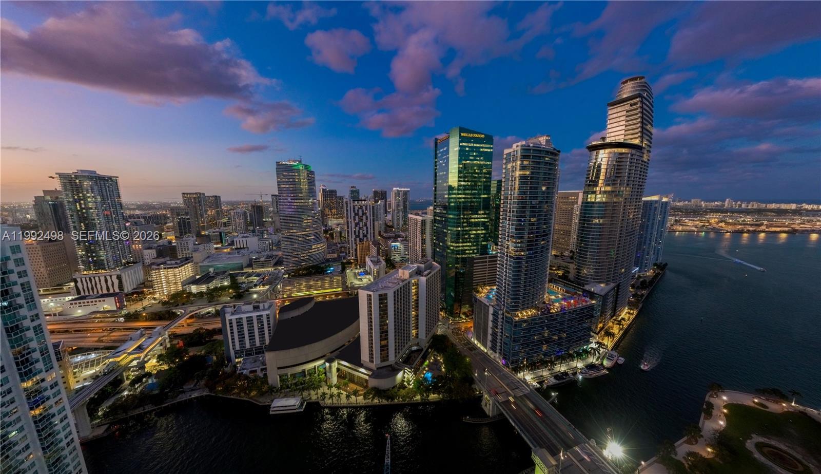 77 SE 5th St #2204 Miami, FL 33131