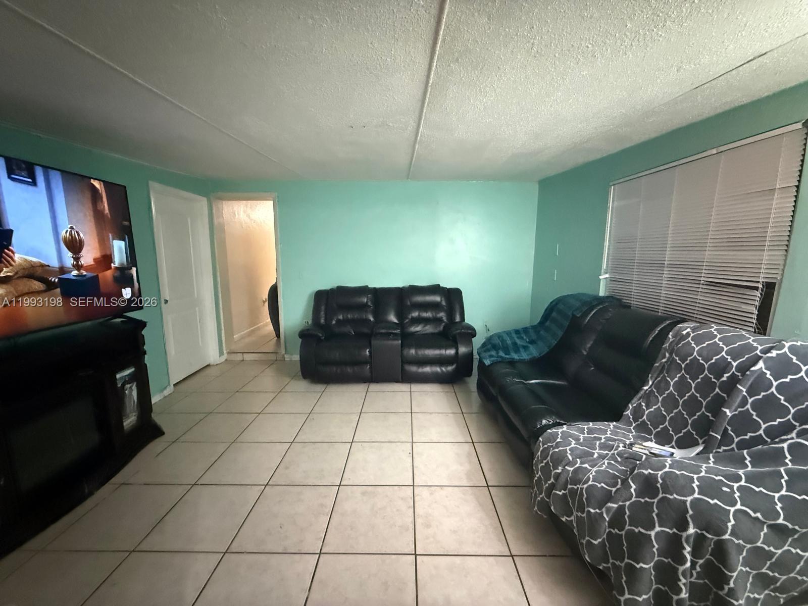 2353 SW 2nd St Miami, FL 33135
