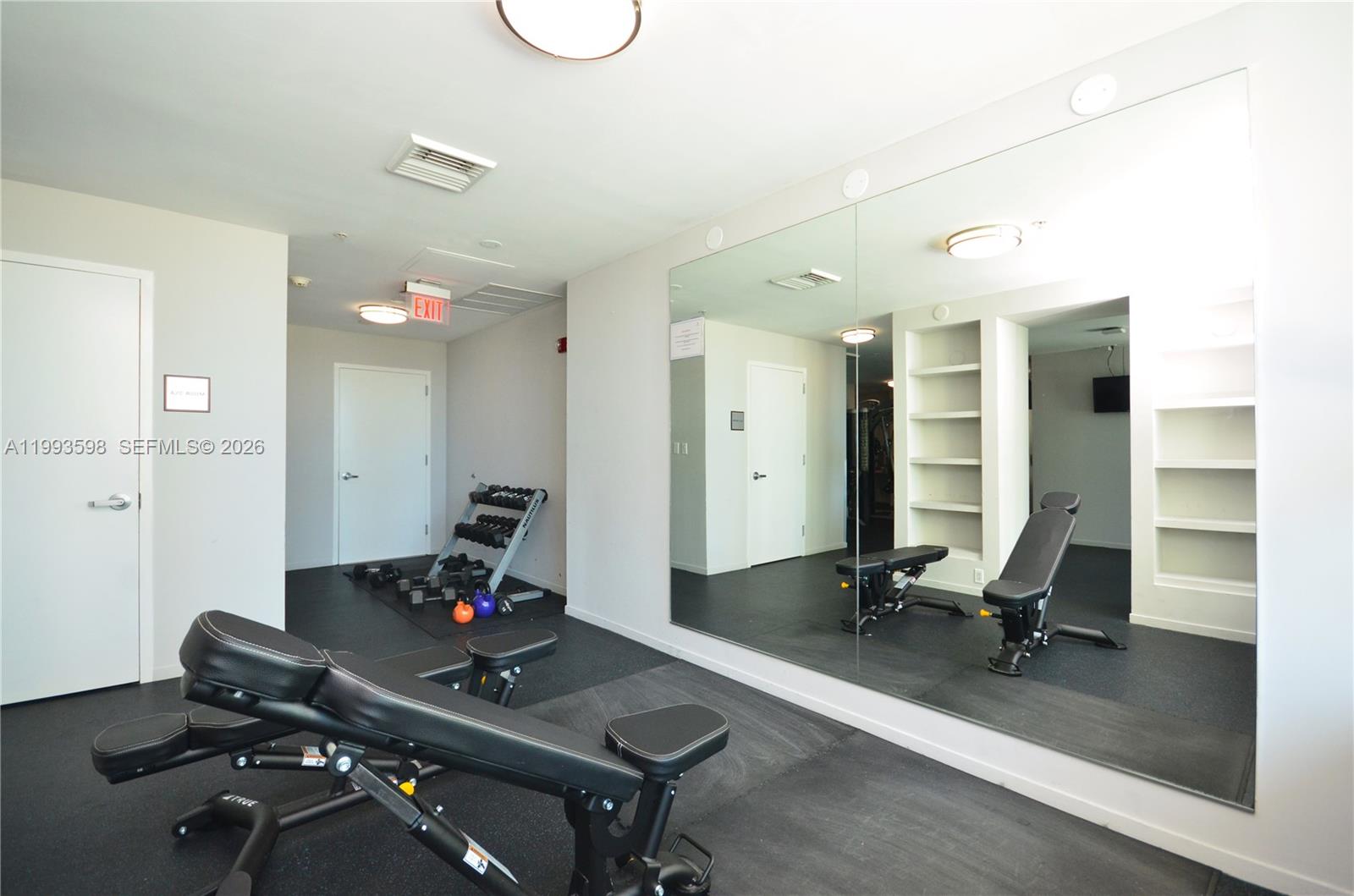 9055 SW 73rd Ct #1106 Miami, FL 33156