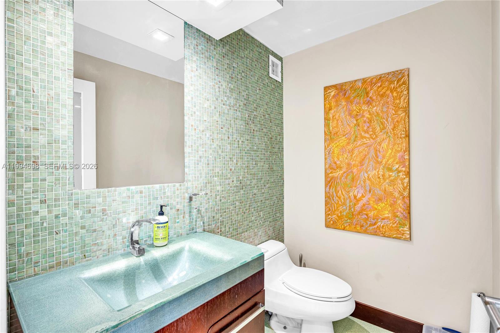 9102 W Bay Hbr Dr #3-C Bay Harbor Islands, FL 33154