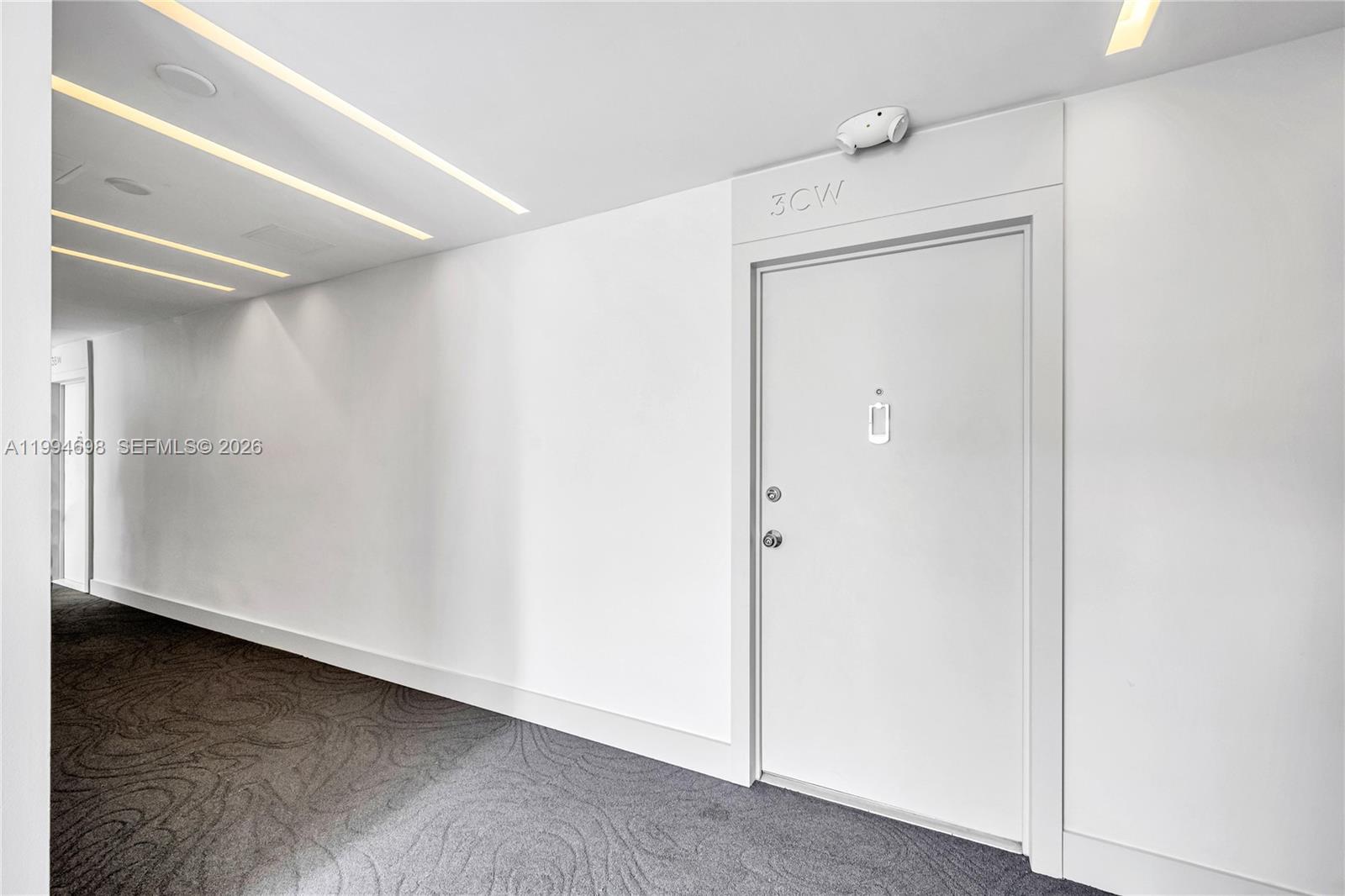 9102 W Bay Hbr Dr #3-C Bay Harbor Islands, FL 33154