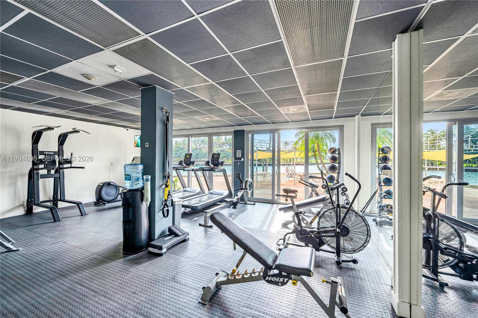 9102 W Bay Hbr Dr #3-C Bay Harbor Islands, FL 33154