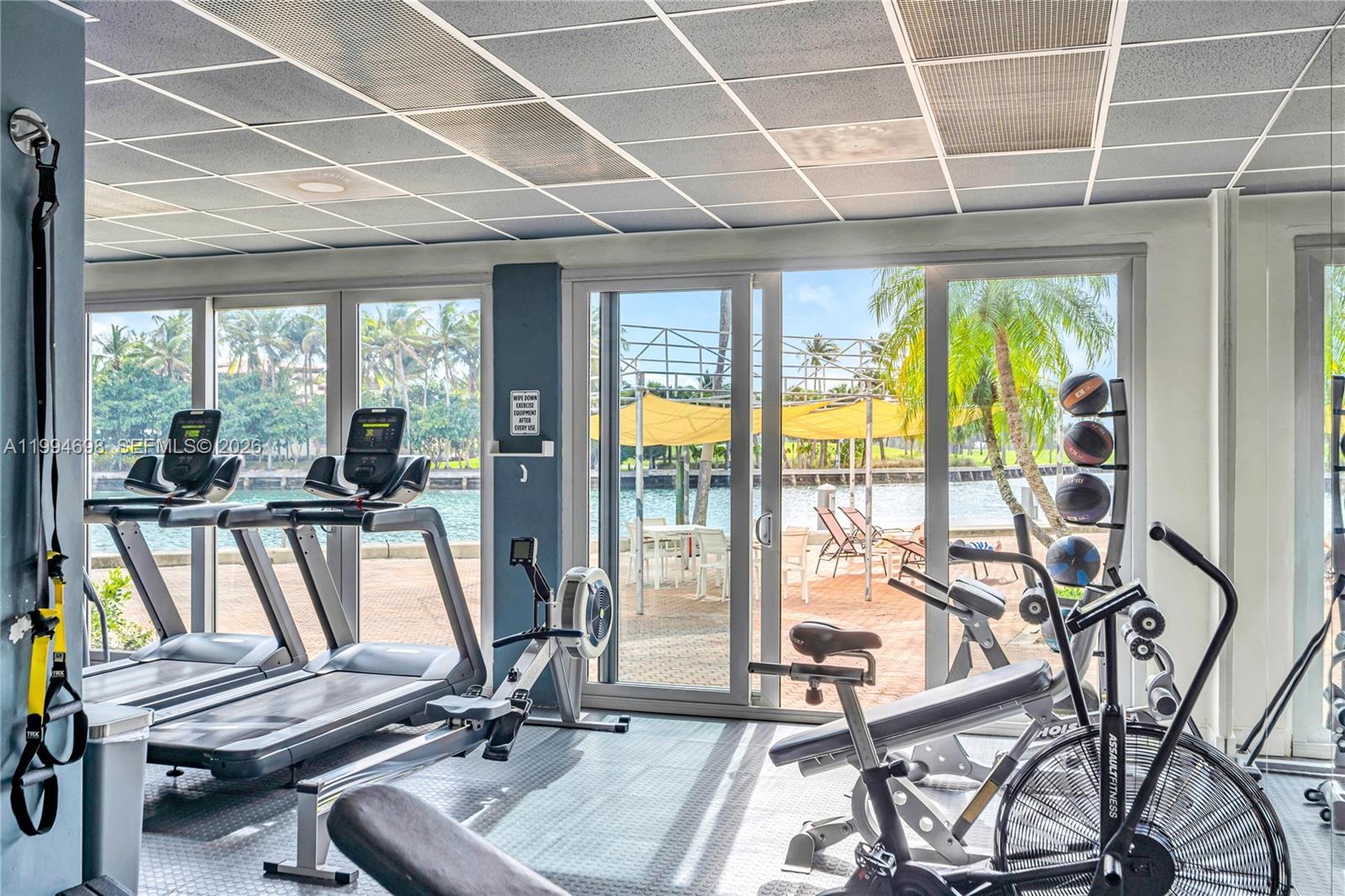 9102 W Bay Hbr Dr #3-C Bay Harbor Islands, FL 33154