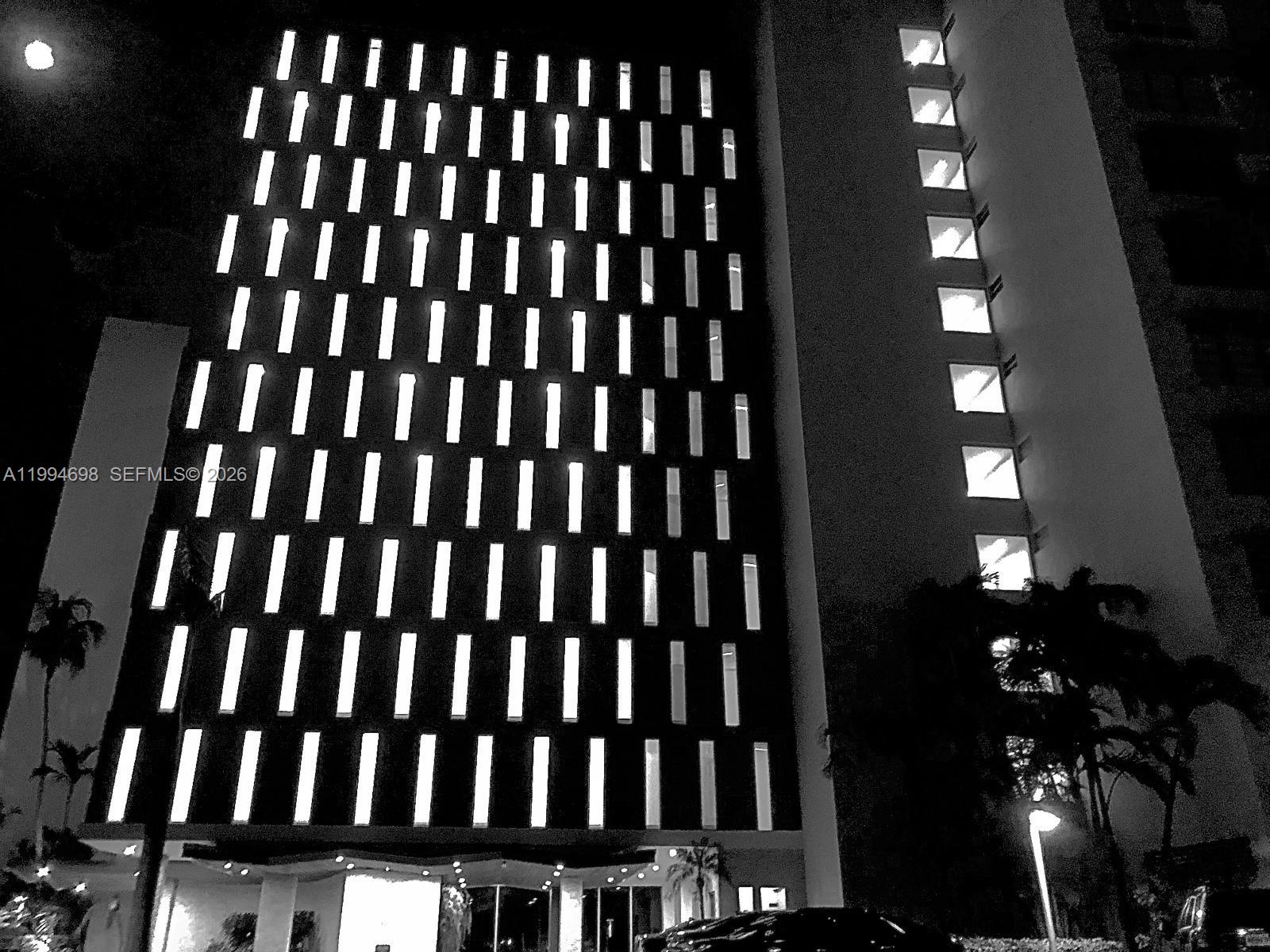 9102 W Bay Hbr Dr #3-C Bay Harbor Islands, FL 33154