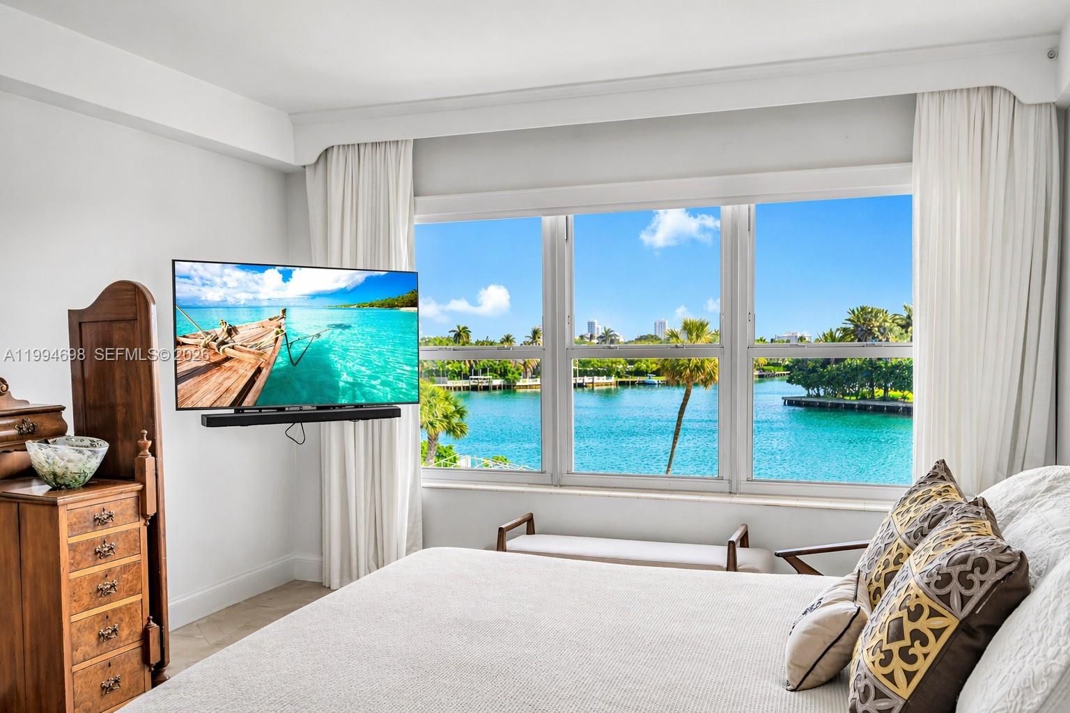 9102 W Bay Hbr Dr #3-C Bay Harbor Islands, FL 33154