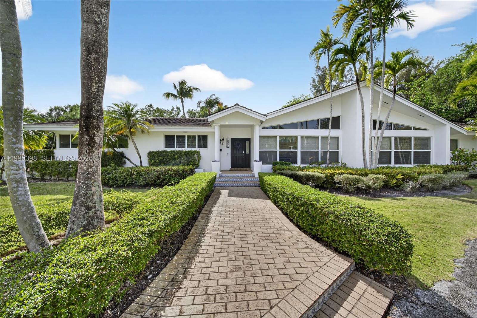 12330 Pine Needle Ln Pinecrest, FL 33156