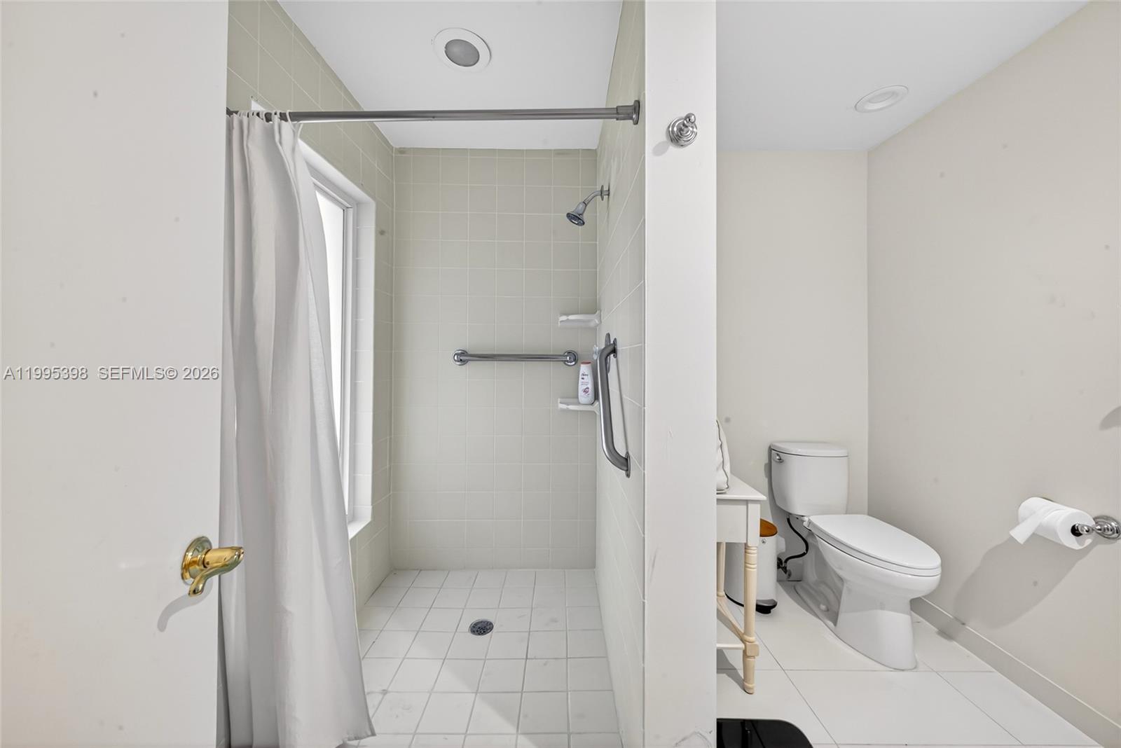 12330 Pine Needle Ln Pinecrest, FL 33156