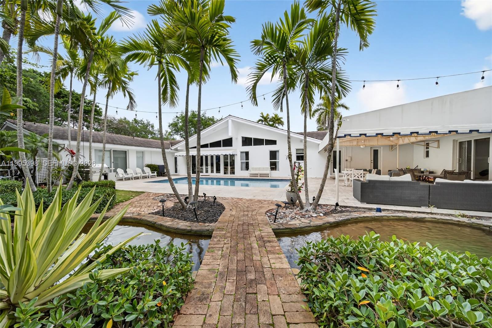 12330 Pine Needle Ln Pinecrest, FL 33156