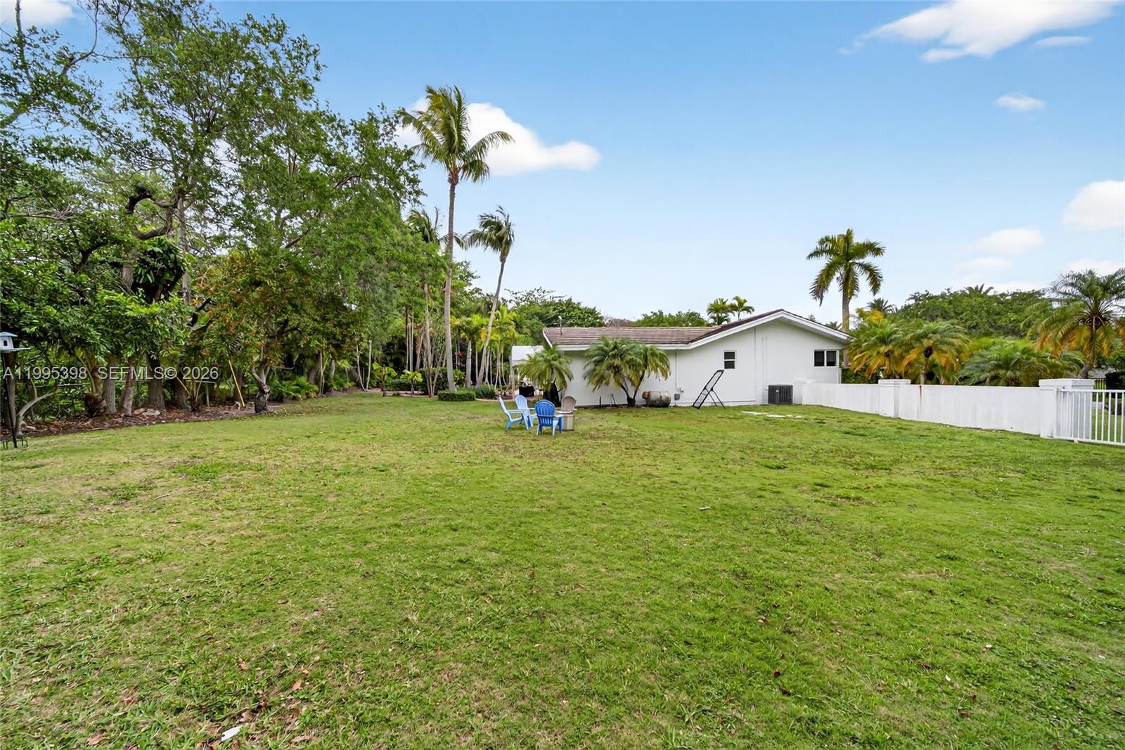 12330 Pine Needle Ln Pinecrest, FL 33156