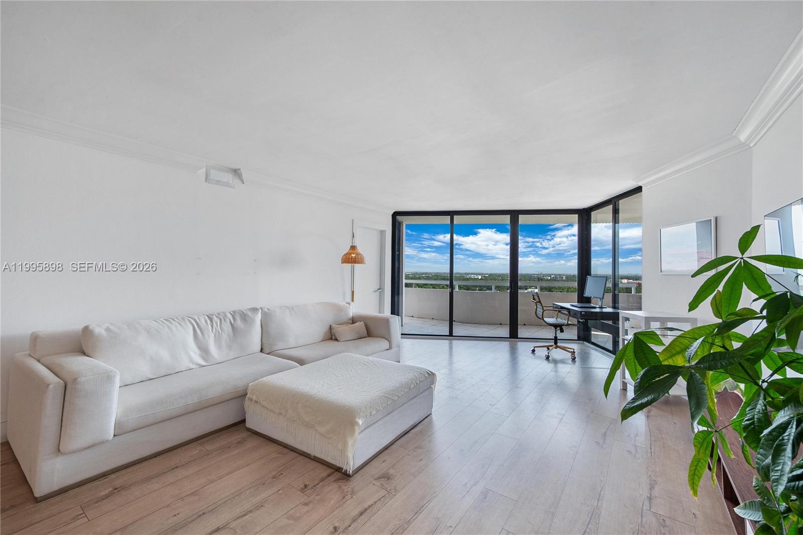 2000 Towerside Ter #PH9 Miami, FL 33138