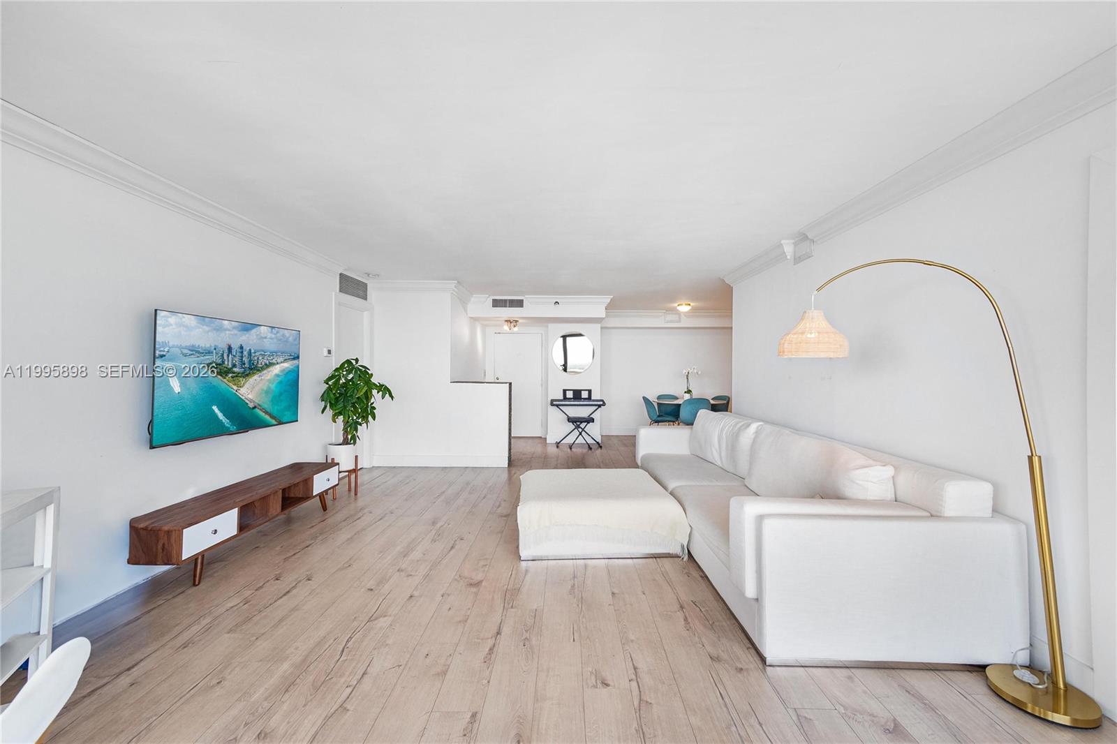 2000 Towerside Ter #PH9 Miami, FL 33138