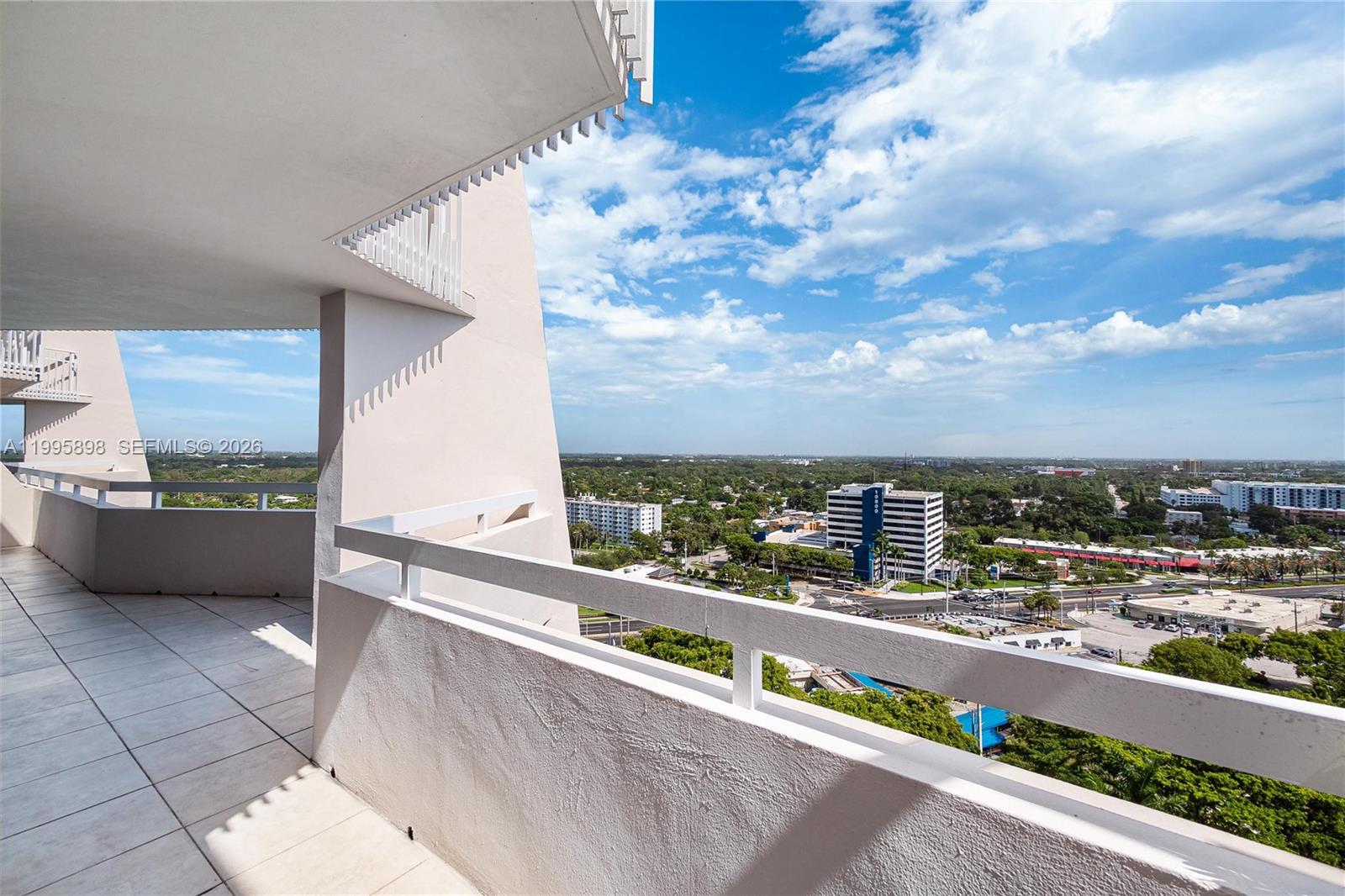 2000 Towerside Ter #PH9 Miami, FL 33138