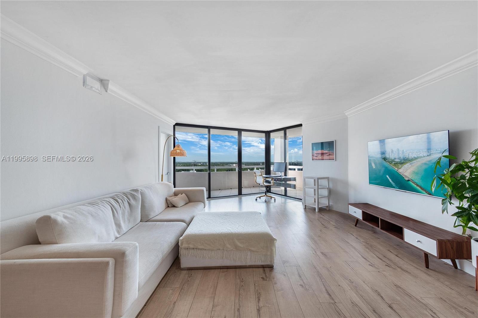 2000 Towerside Ter #PH9 Miami, FL 33138