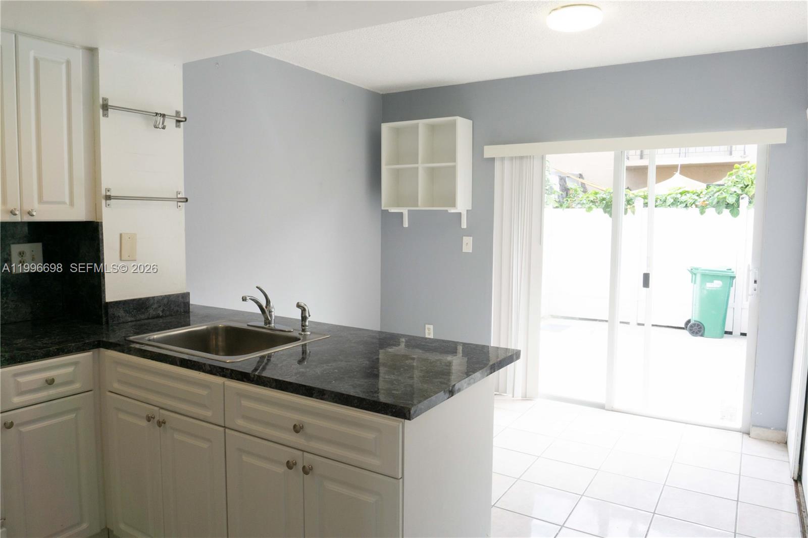 1911 SW 107th Ave #1006 Miami, FL 33165