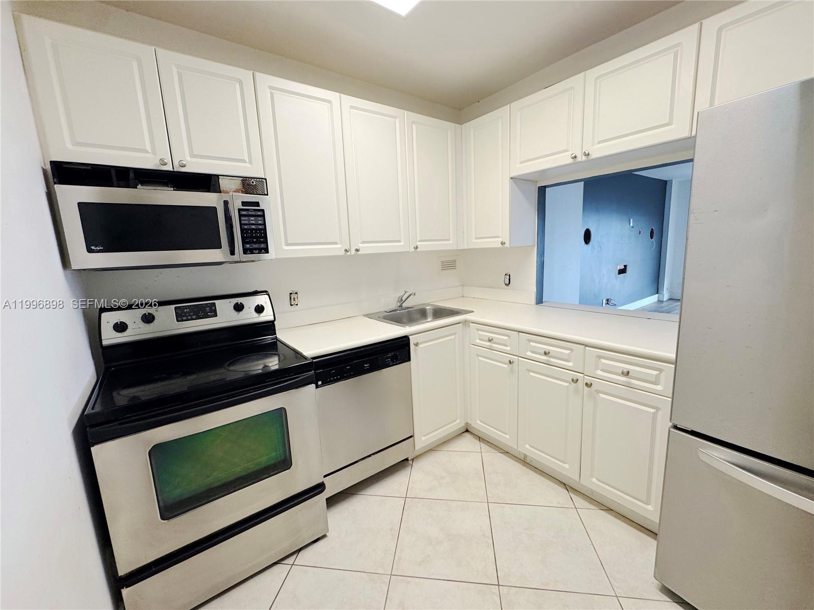 1455 N Treasure Dr #7B North Bay Village, FL 33141