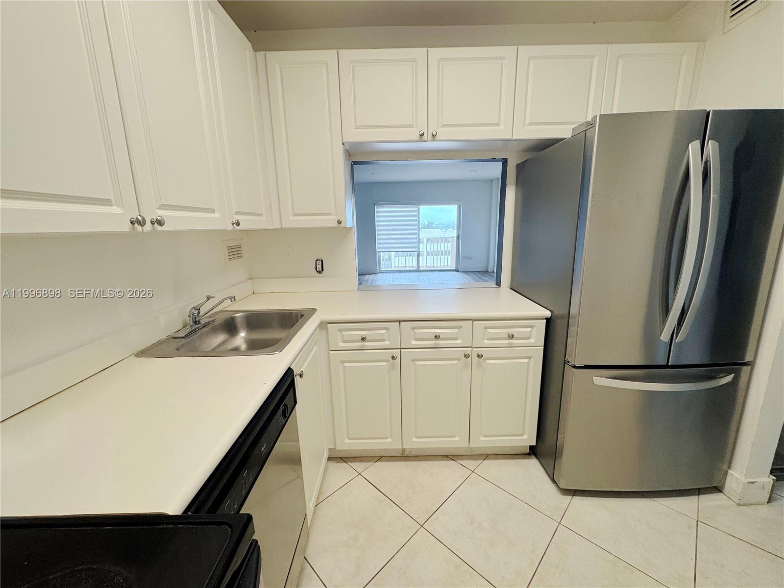 1455 N Treasure Dr #7B North Bay Village, FL 33141