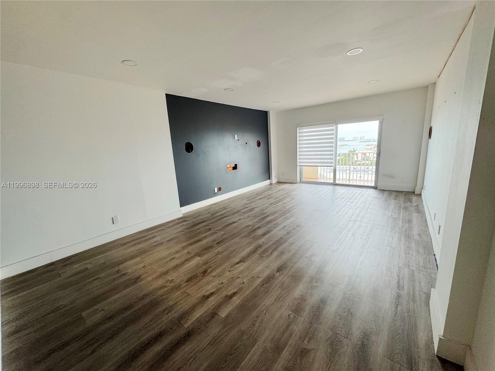 1455 N Treasure Dr #7B North Bay Village, FL 33141