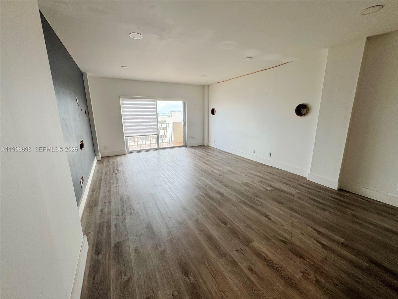 1455 N Treasure Dr #7B North Bay Village, FL 33141