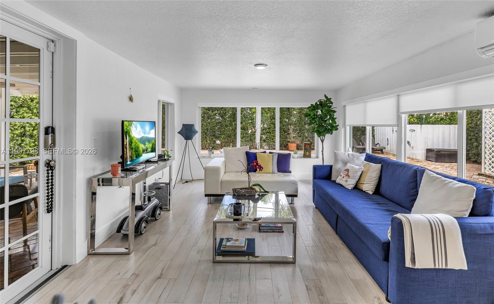 4371 SW 13th Ter Miami, FL 33134
