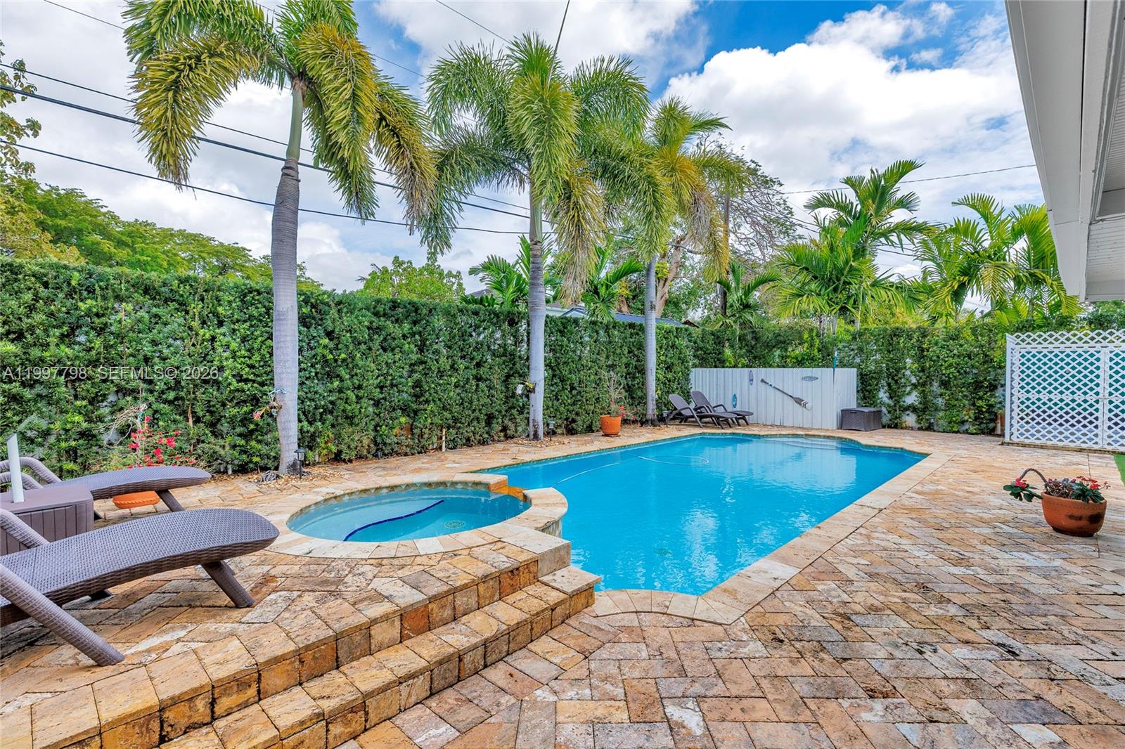 4371 SW 13th Ter Miami, FL 33134